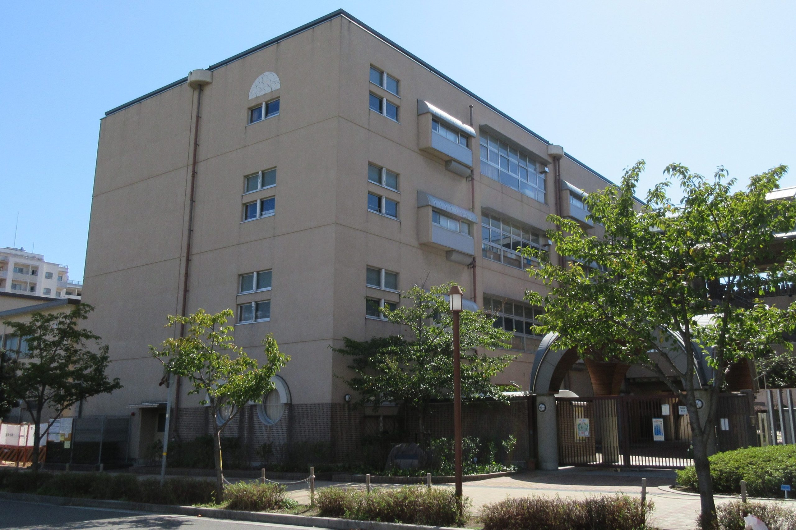 神戸市立だいち小学校