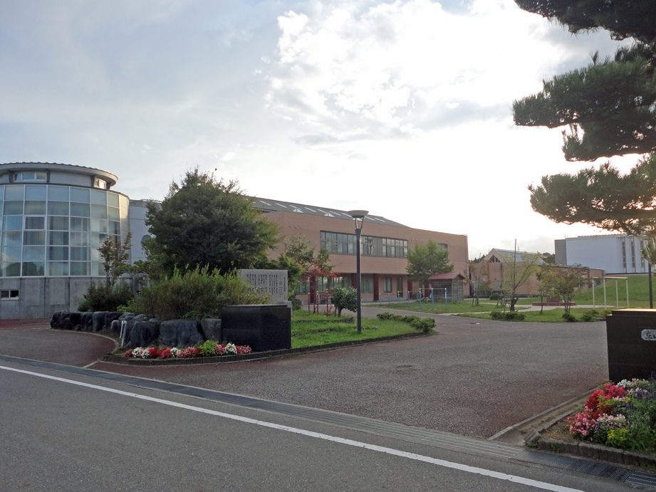 立山町立立山小学校