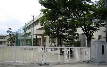 笛吹市立富士見小学校