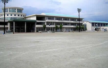 笛吹市立石和西小学校