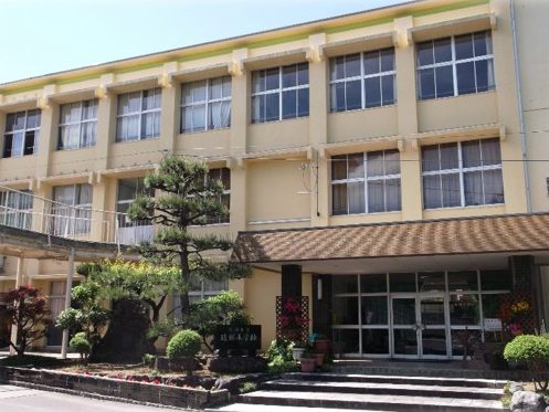 綾部市立綾部小学校