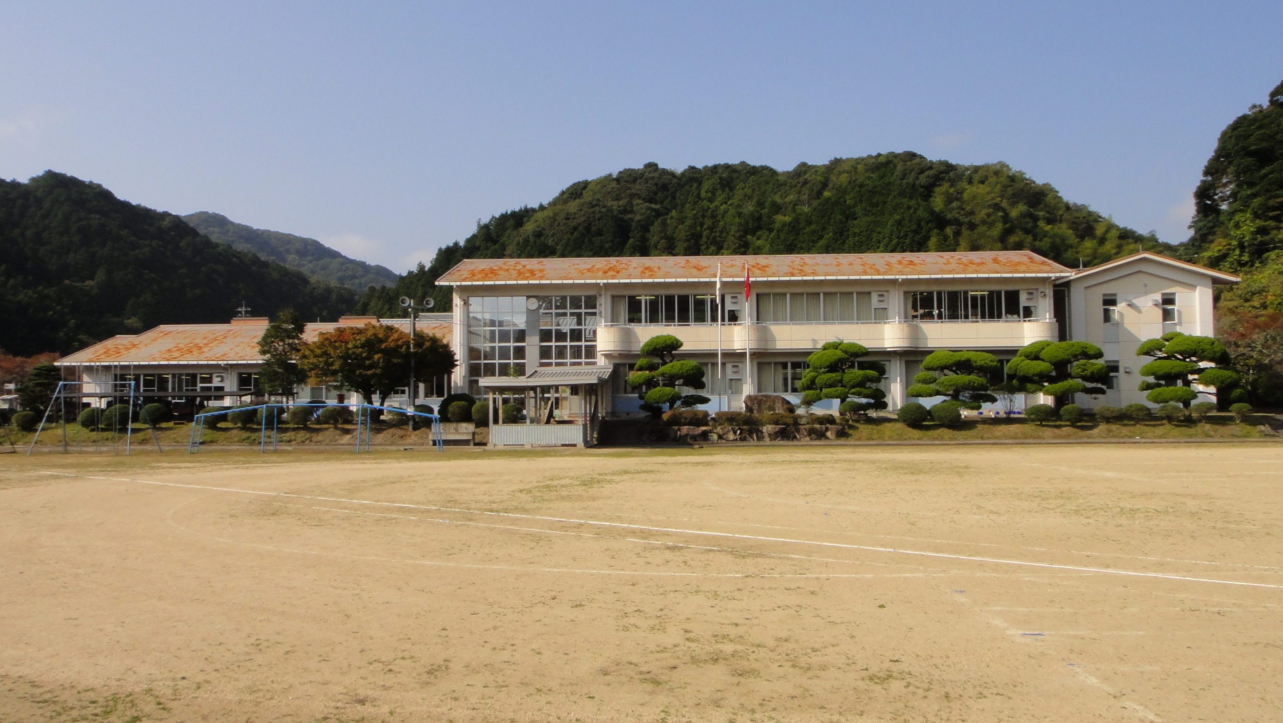 美祢市立 麦川小学校