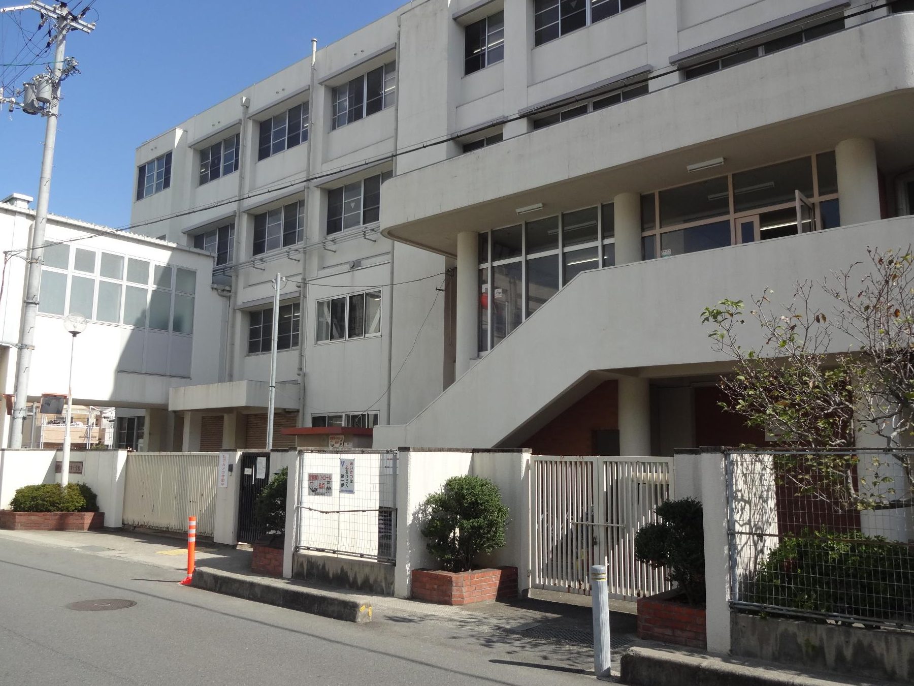 羽曳野市立古市小学校