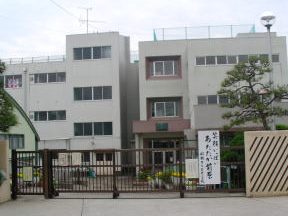船橋市立前原小学校