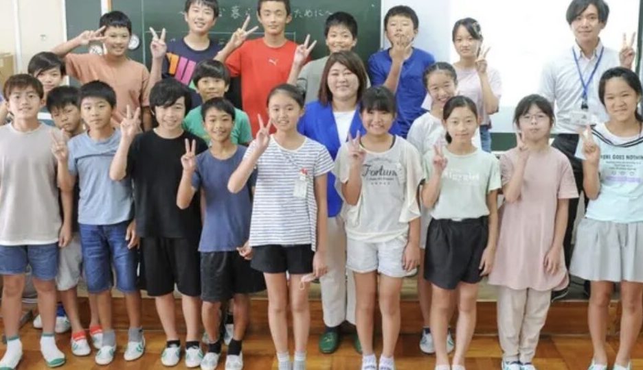 袋井市立三川小学校