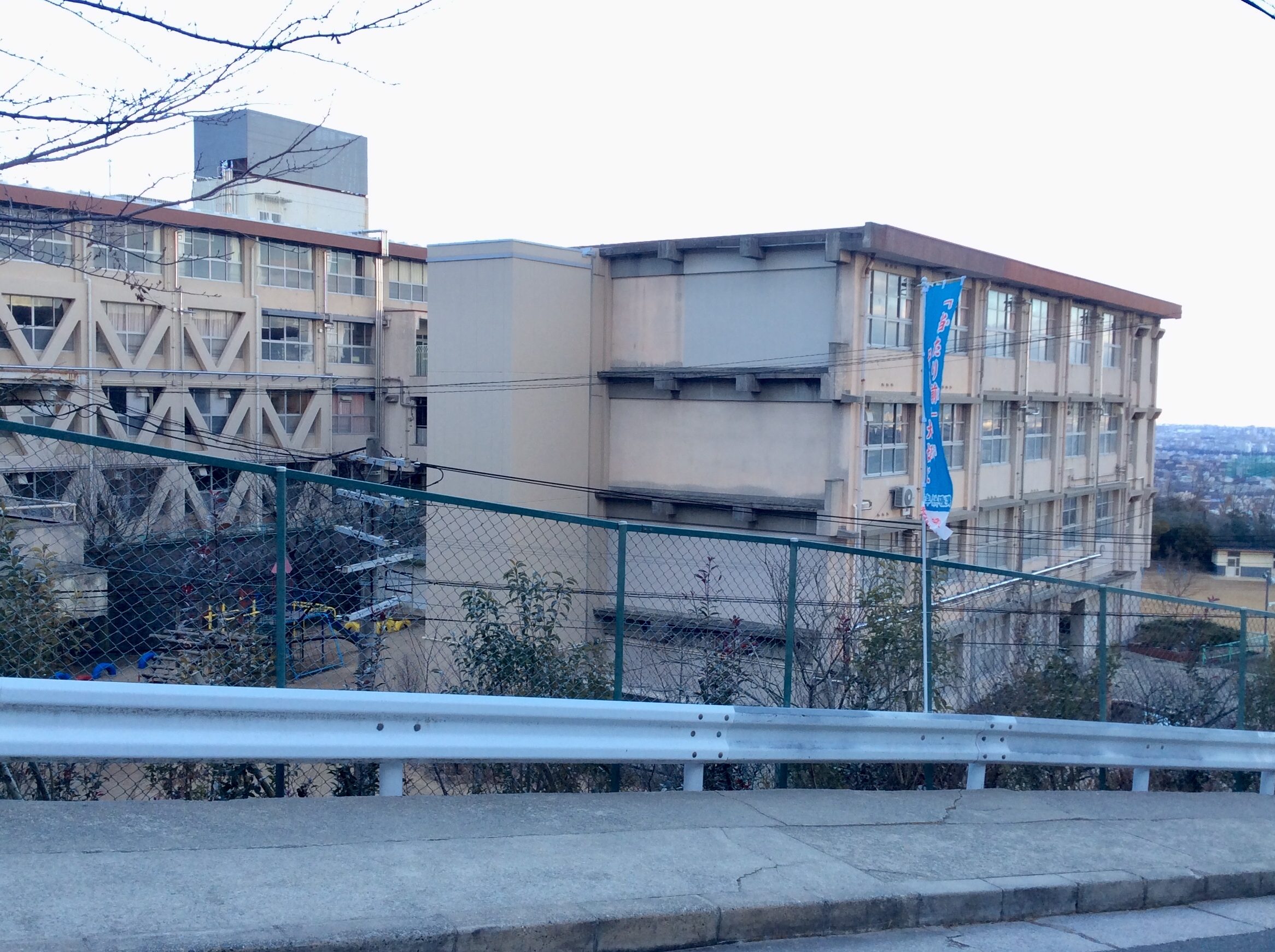 西宮市立苦楽園小学校