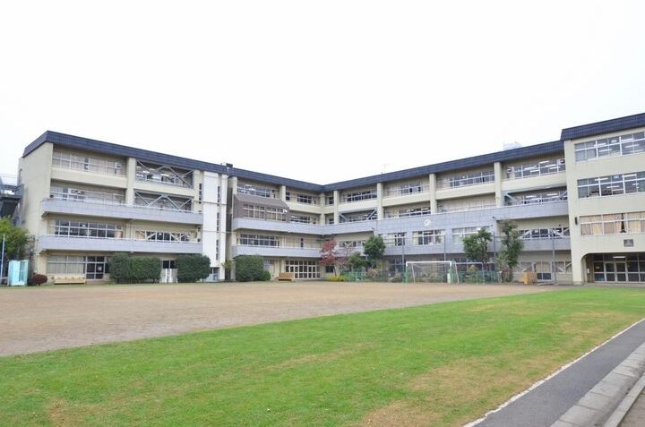 調布市立 深大寺小学校