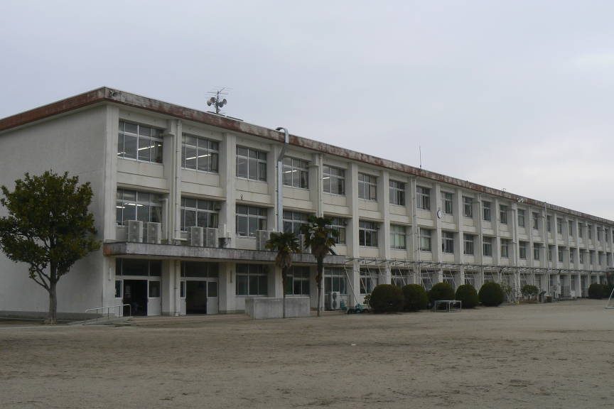 鈴鹿市立明生小学校