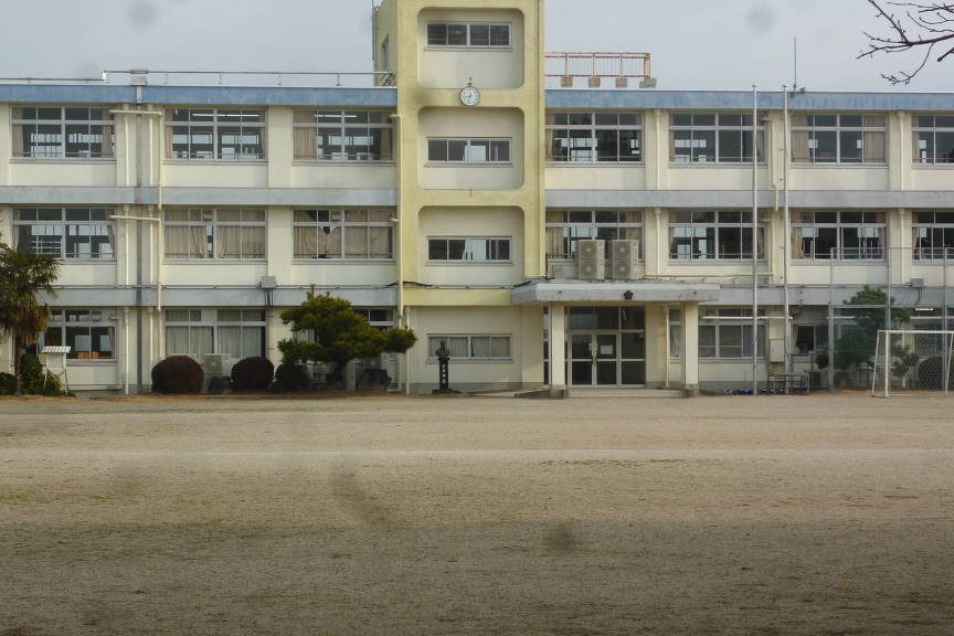 鈴鹿市立牧田小学校