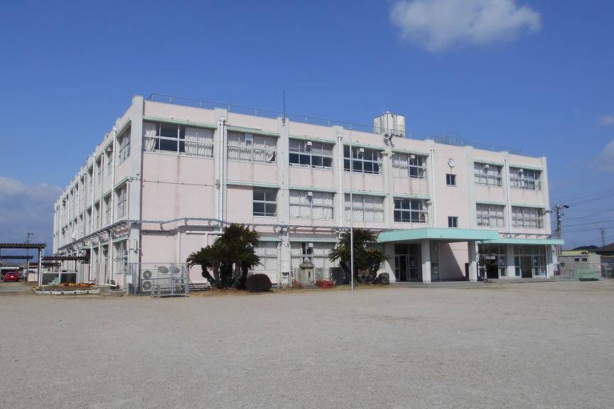 鈴鹿市立若松小学校
