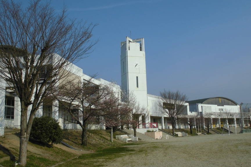 鈴鹿市立郡山小学校
