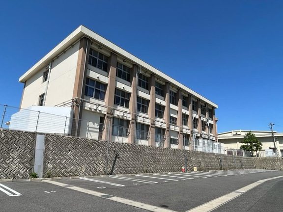 長久手市立東小学校