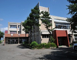青森市立横内小学校