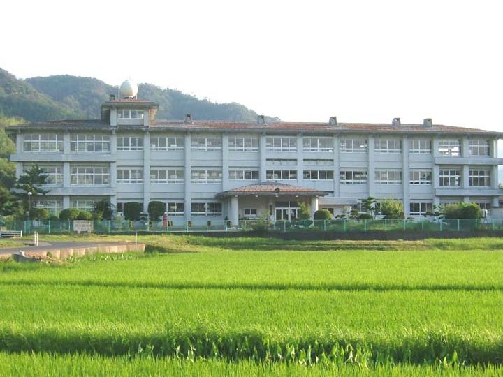 鳥取市立東郷小学校