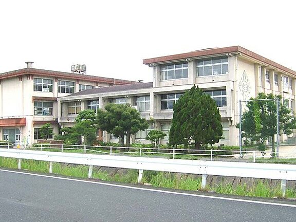 鳥取市立米里小学校