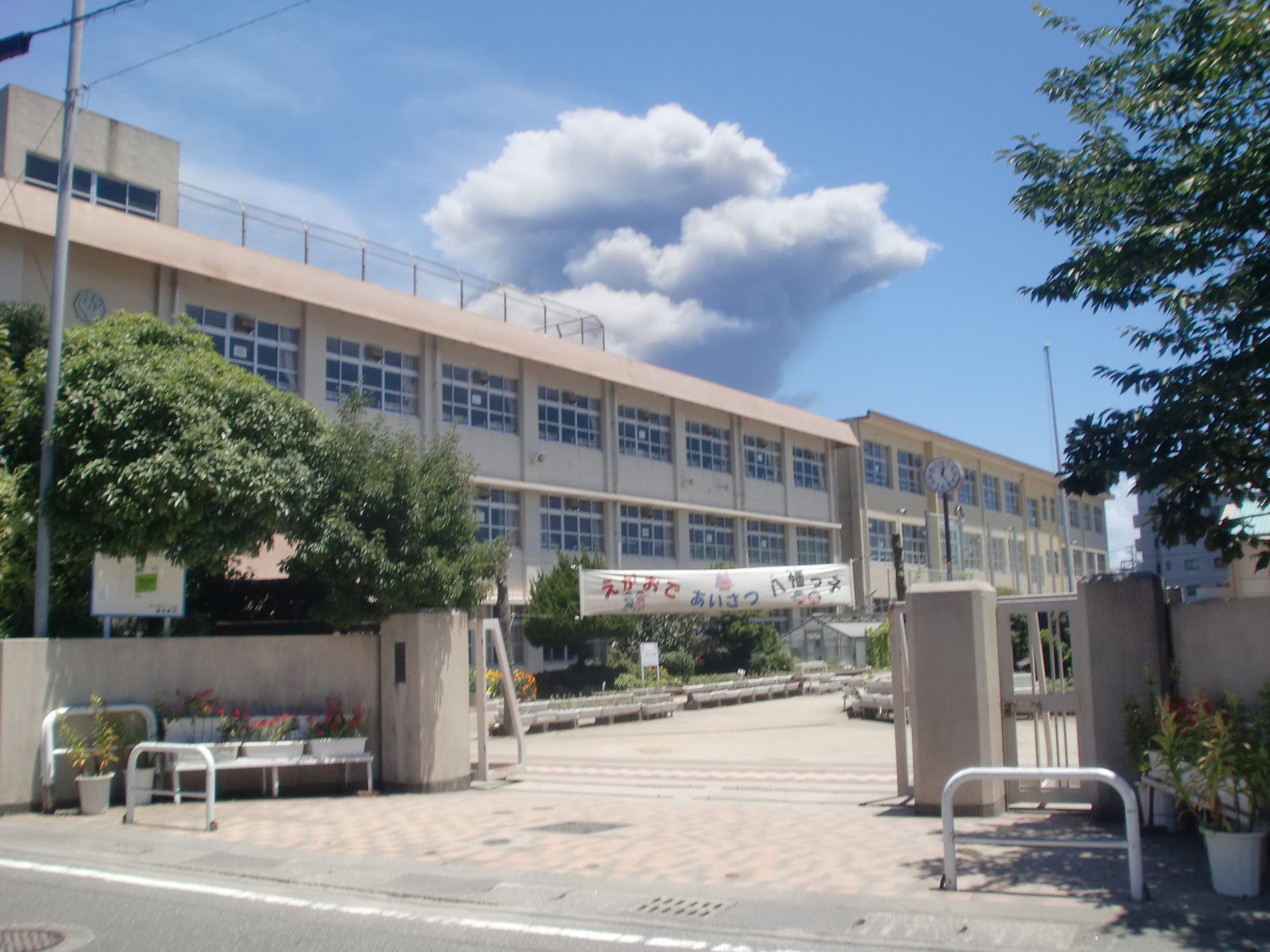 鹿児島市立八幡小学校