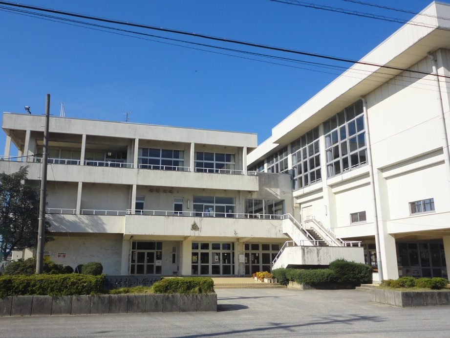 黒部市立村椿小学校