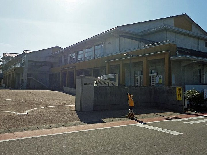 黒部市立桜井小学校
